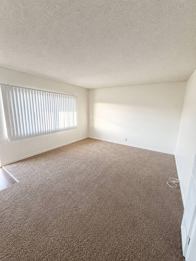 Apartment for rent at 14905 Lemoli Ave, Gardena, CA 90249