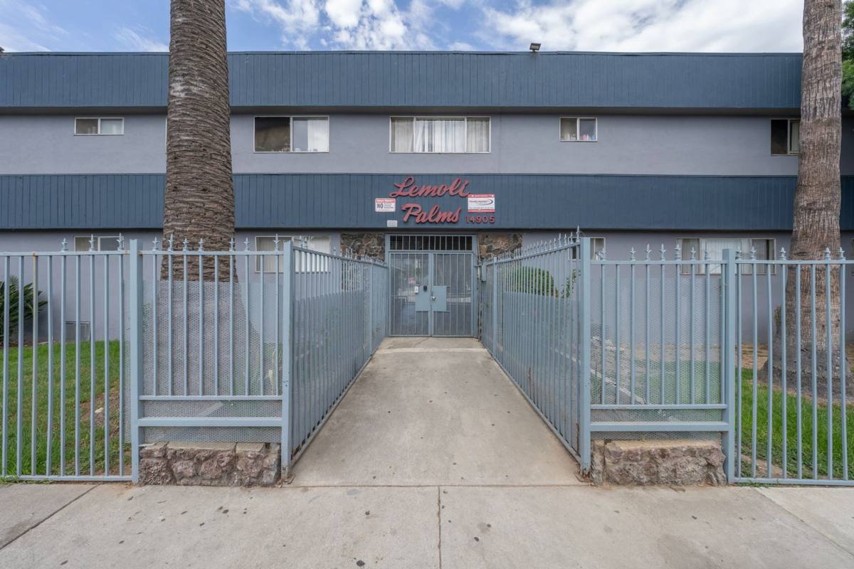 Apartment for rent at 14905 Lemoli Ave, Gardena, CA 90249