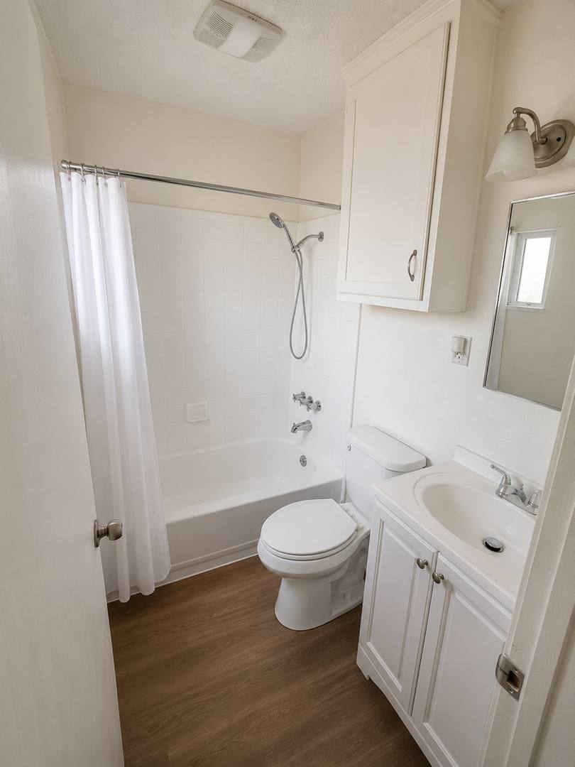 Apartment for rent at 14905 Lemoli Ave, Gardena, CA 90249