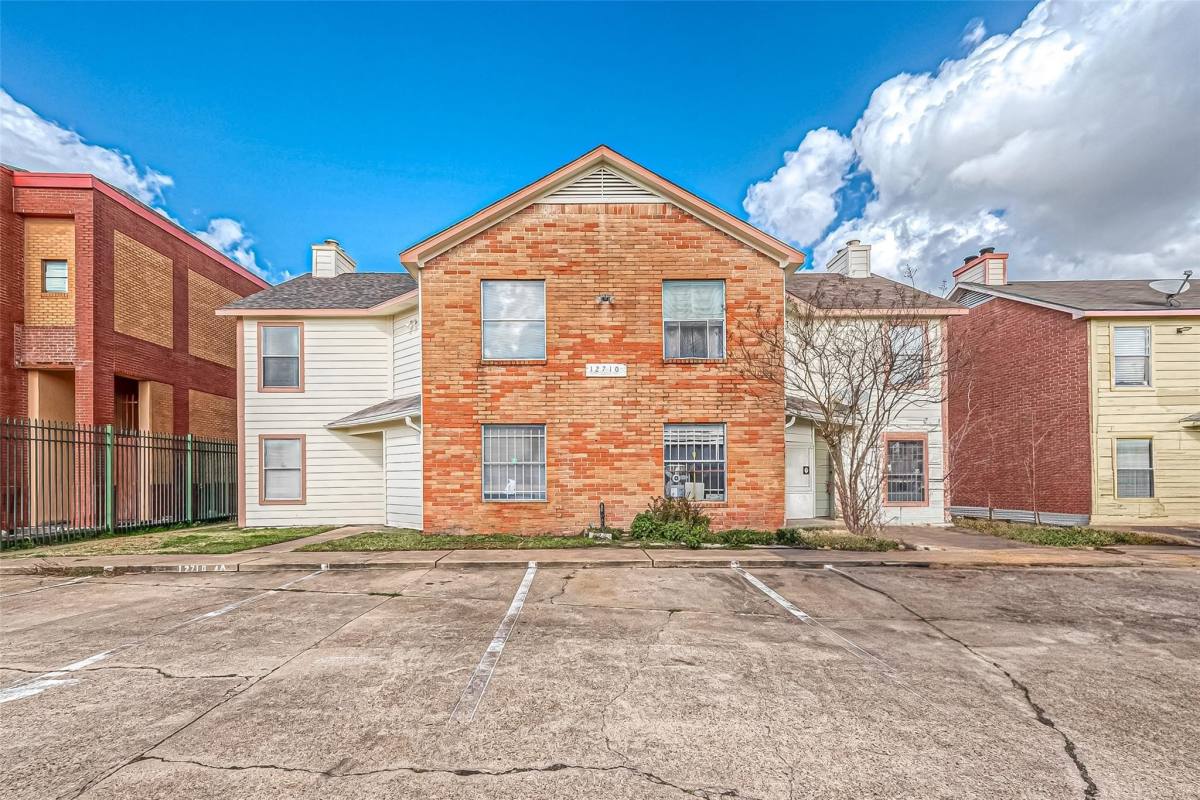 Apartment for rent at 12710 Leader St #12710B, Houston, TX 77072