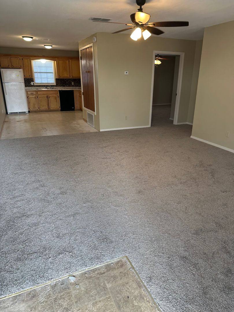 Apartment for rent at 911 W 16th, Mount Pleasant, TX 75455