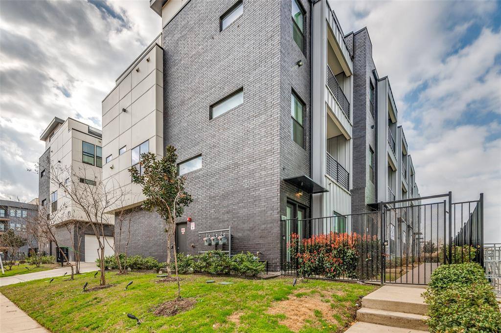 Apartment for rent at 1813 Park Ave #107, Dallas, TX 75215