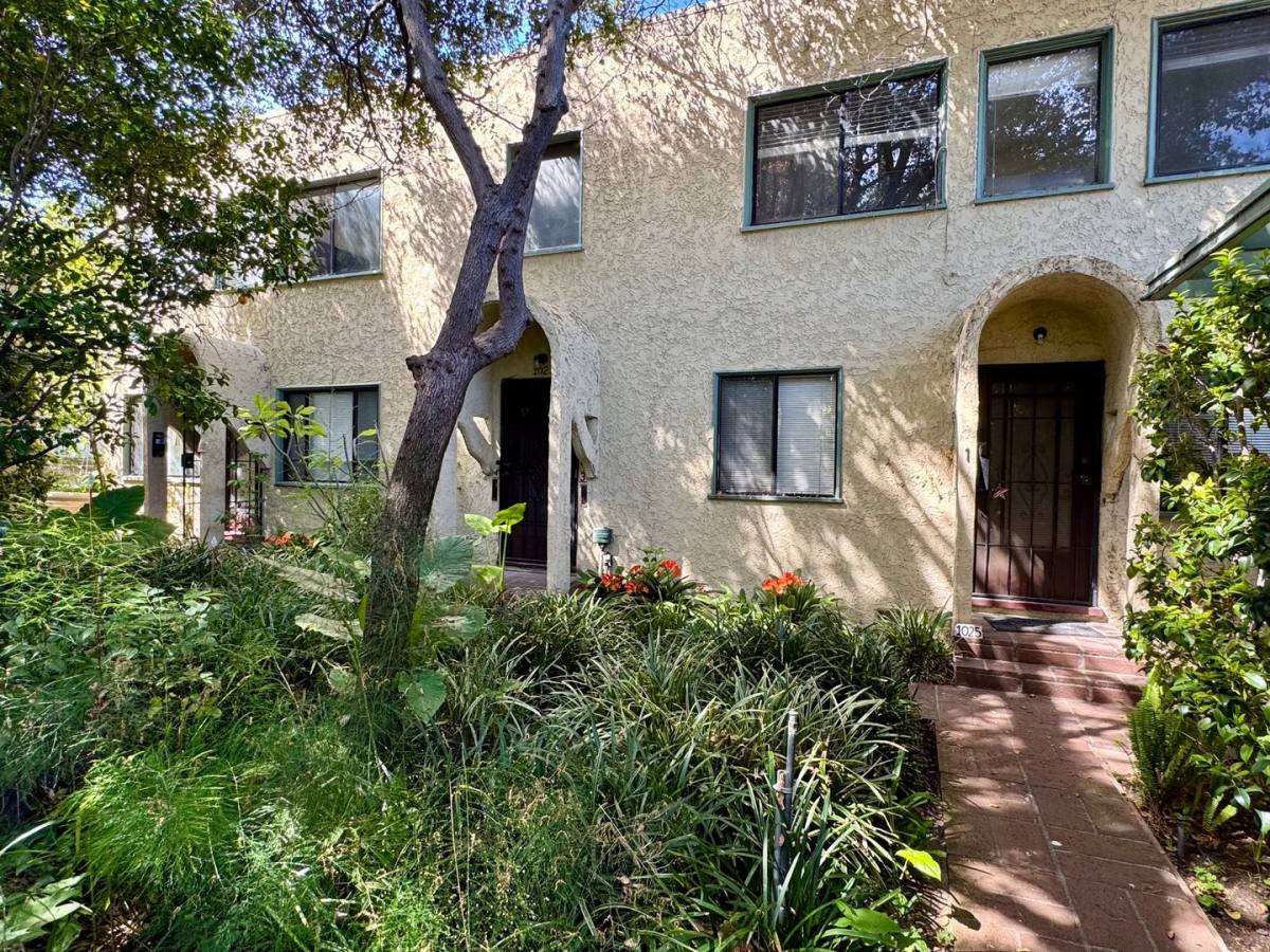 Apartment for rent at 1023-1027 Palm Ave, South Pasadena, CA 91030