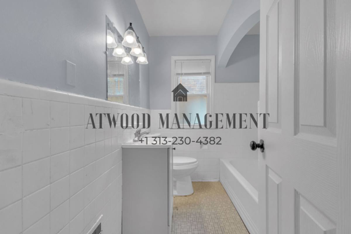 House for rent at 9340 Hartwell St, Detroit, MI 48228