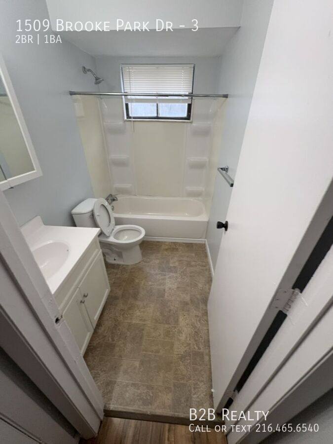 Apartment for rent at 1509 Brooke Park Dr #3, Toledo, OH 43612