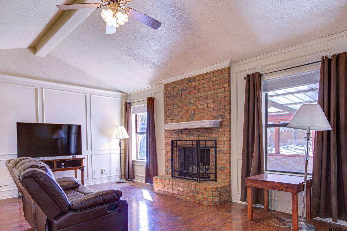 Apartment for rent at 16744 Overland Stage Dr, Tyler, TX 75703