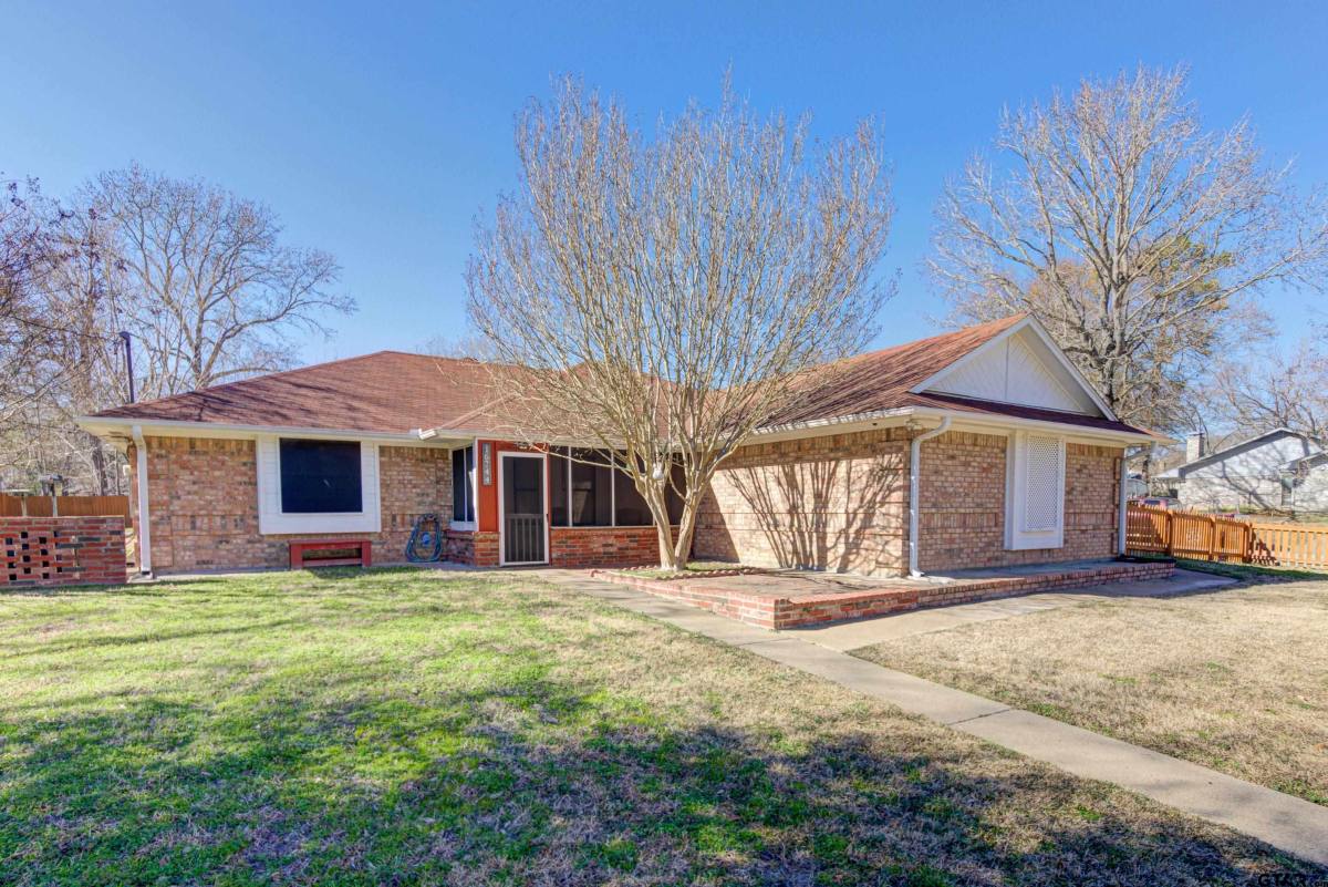 Apartment for rent at 16744 Overland Stage Dr, Tyler, TX 75703