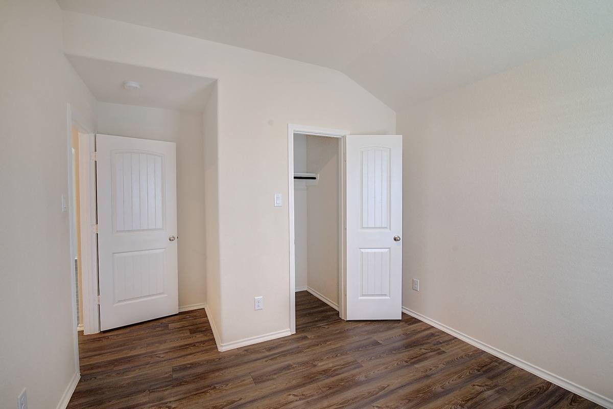 Apartment for rent at 16715 Twisted Pine Dr, Conroe, TX 77302