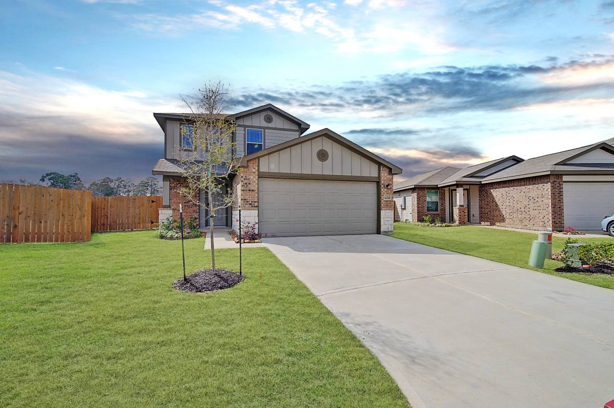 Apartment for rent at 16715 Twisted Pine Dr, Conroe, TX 77302