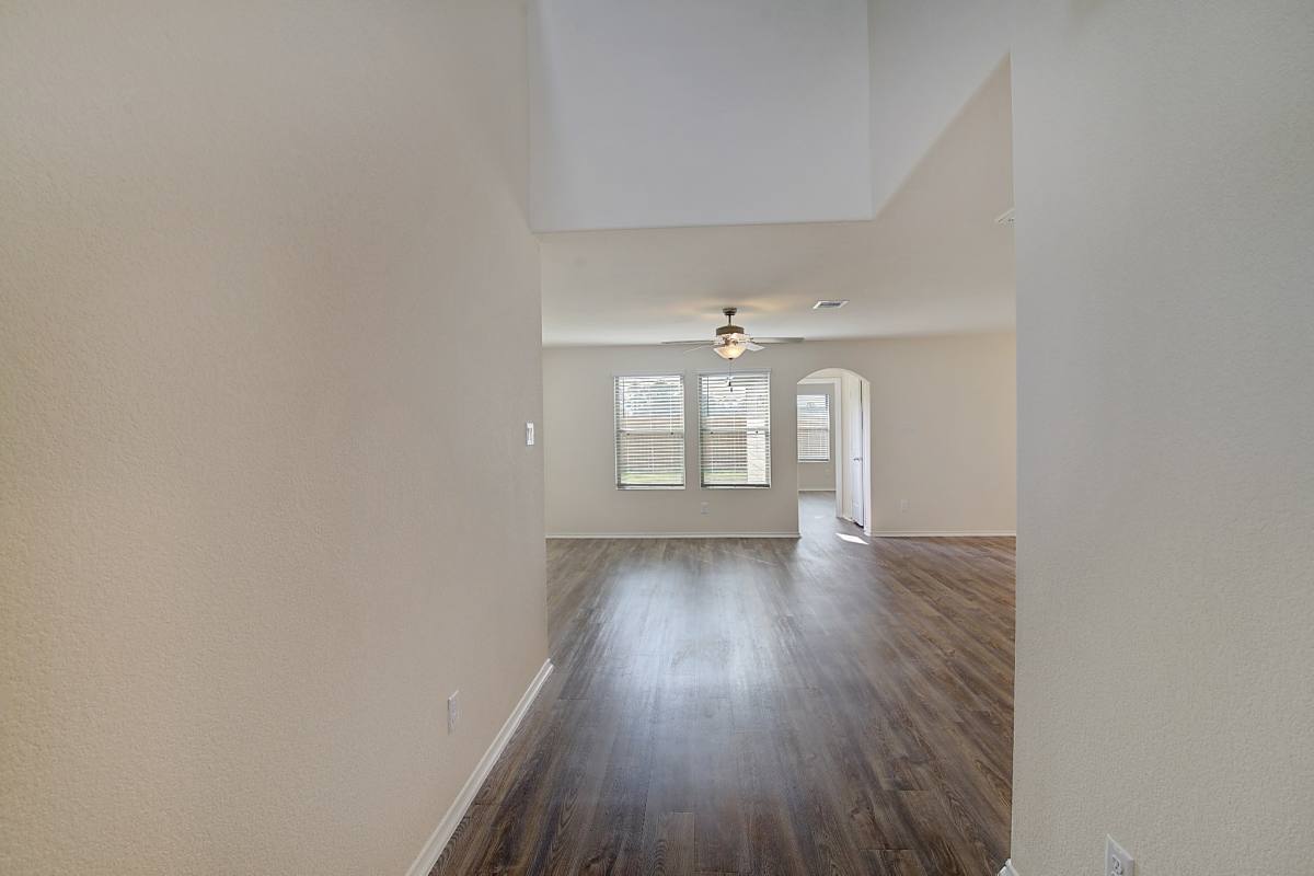 Apartment for rent at 16715 Twisted Pine Dr, Conroe, TX 77302