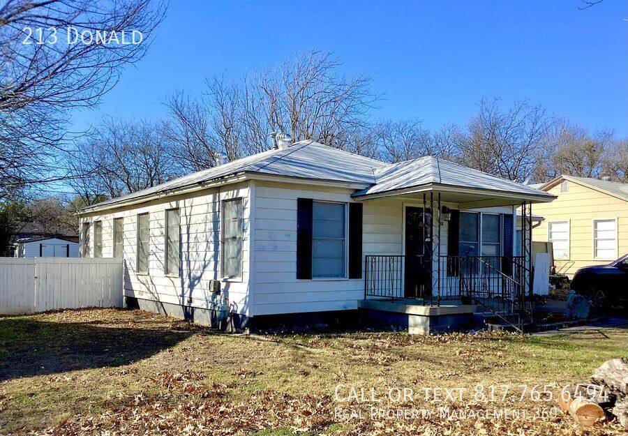 House for rent at 213 Donald, Fort Worth, TX 76108