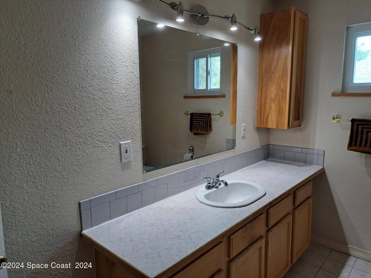 Apartment for rent at 1417 Powell Ave, Melbourne, FL 32901
