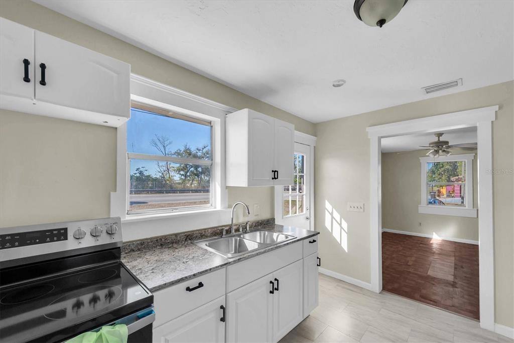 Apartment for rent at 1607 18th St E, Palmetto, FL 34221