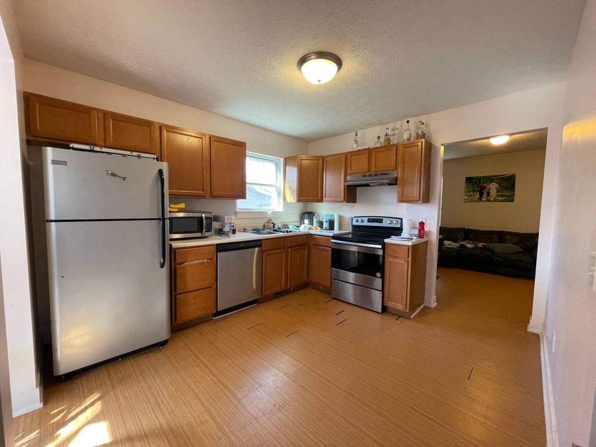 House for rent at 304 E 17th St, Bloomington, IN 47408
