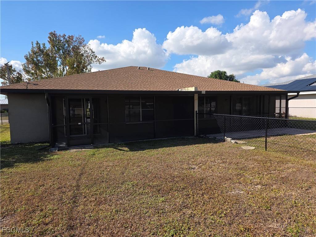 Apartment for rent at 101 SE 23rd Place #101, Cape Coral, FL 33990