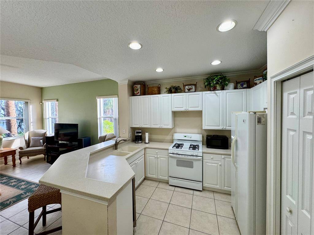 Condo for rent at 9411 Discovery Terrace #9411102B, Bradenton, FL 34212