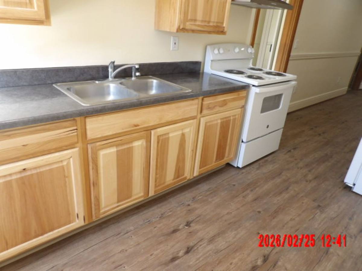 Apartment for rent at 206 Chestnut St, La Grande, OR 97850