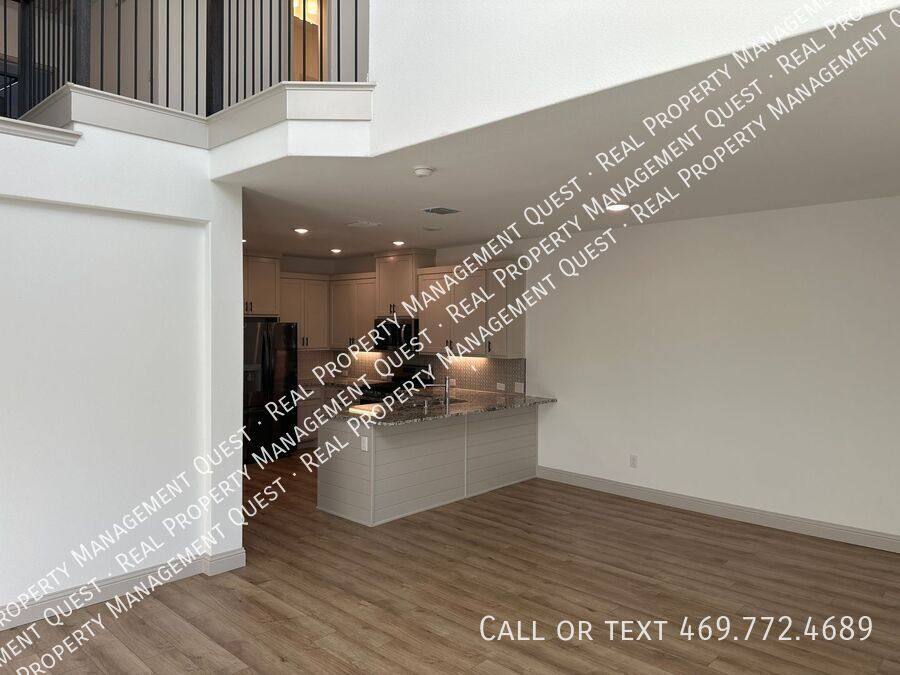 House for rent at 4553 Cypress Thorn Dr, Arlington, TX 76005
