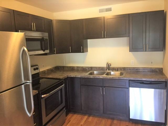 Apartment for rent at 302 S Cedar, Urbana, IL 61801