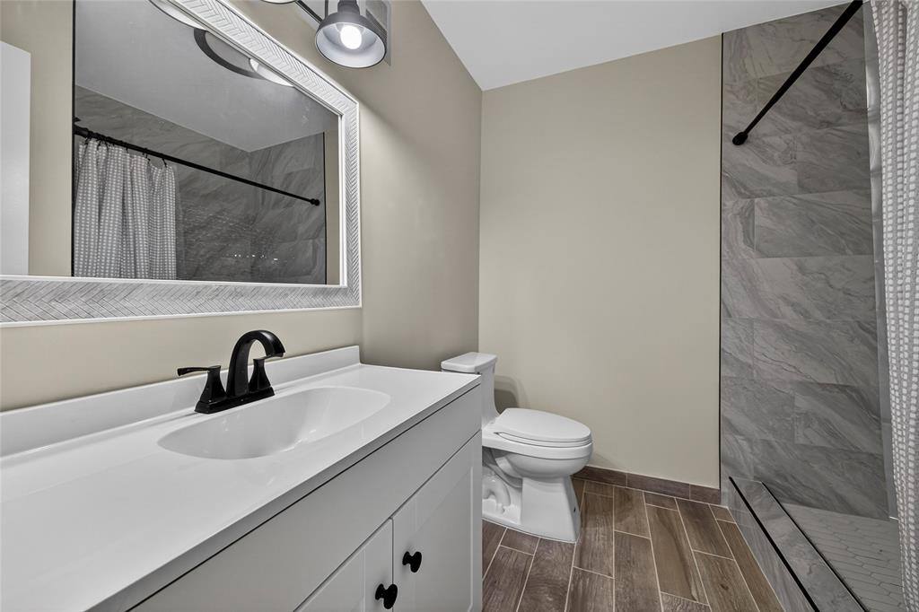 Apartment for rent at 5300 Washington St #5300H136, Hollywood, FL 33021