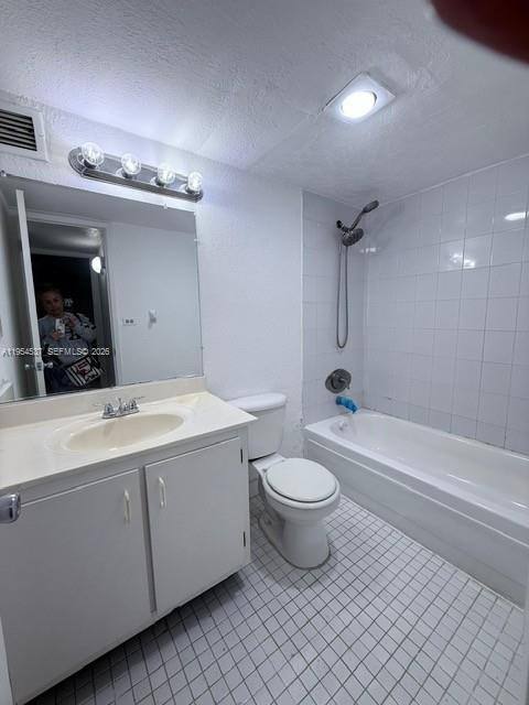 Apartment for rent at 4550 NW 9th St #4550812E, Miami, FL 33126