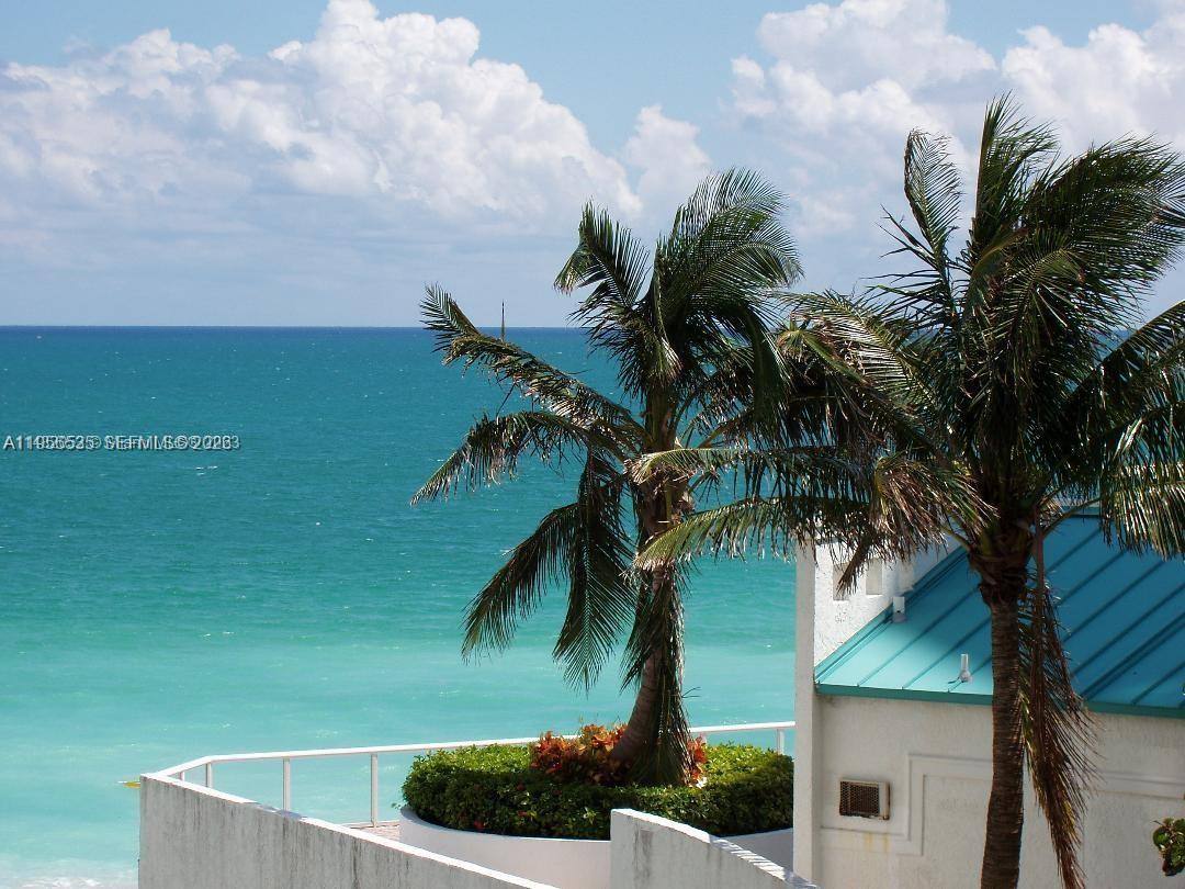 Apartment for rent at 16485 Collins Ave #632, North Miami Beach, FL 33160