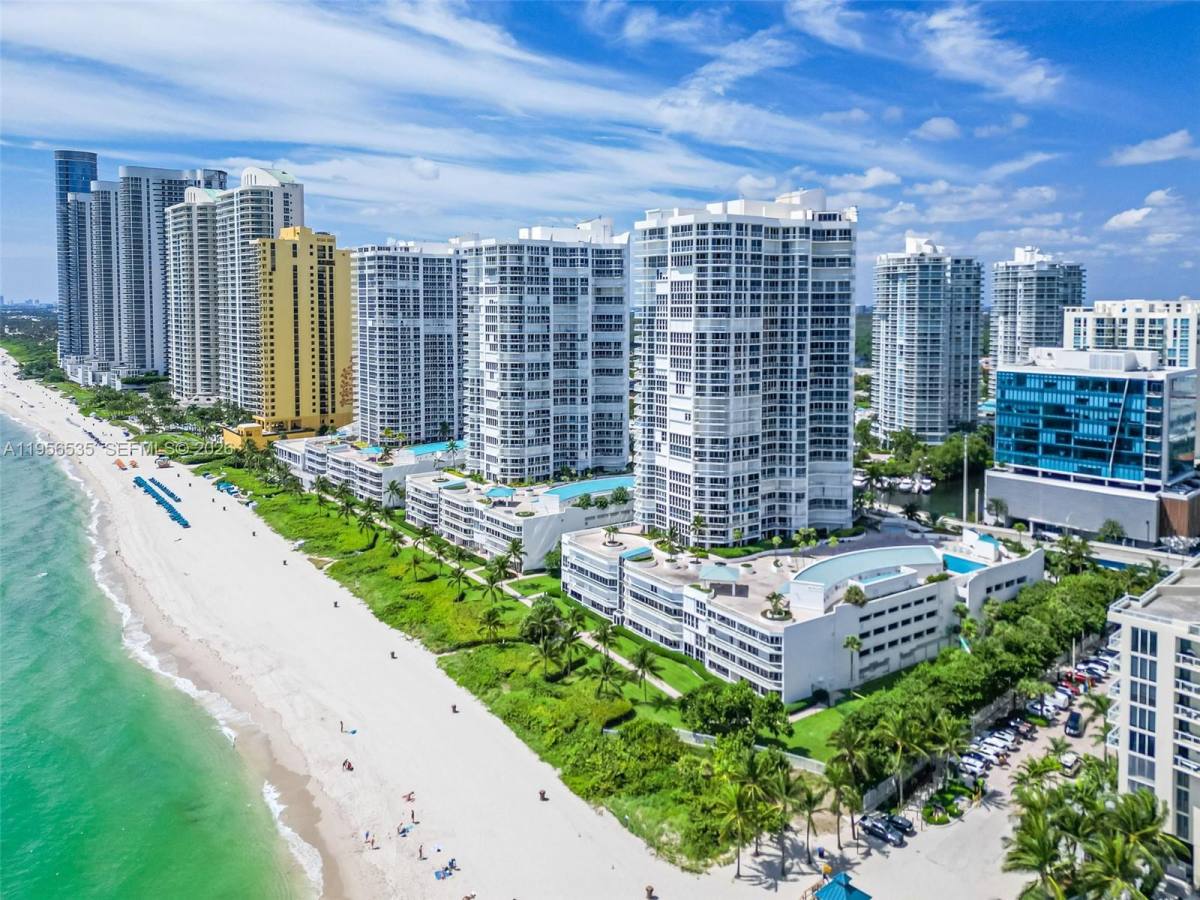 Apartment for rent at 16485 Collins Ave #632, North Miami Beach, FL 33160