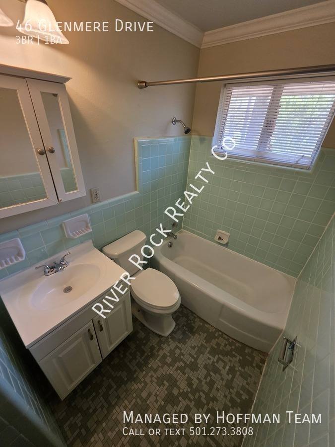 House for rent at 46 Glenmere Dr, Little Rock, AR 72204