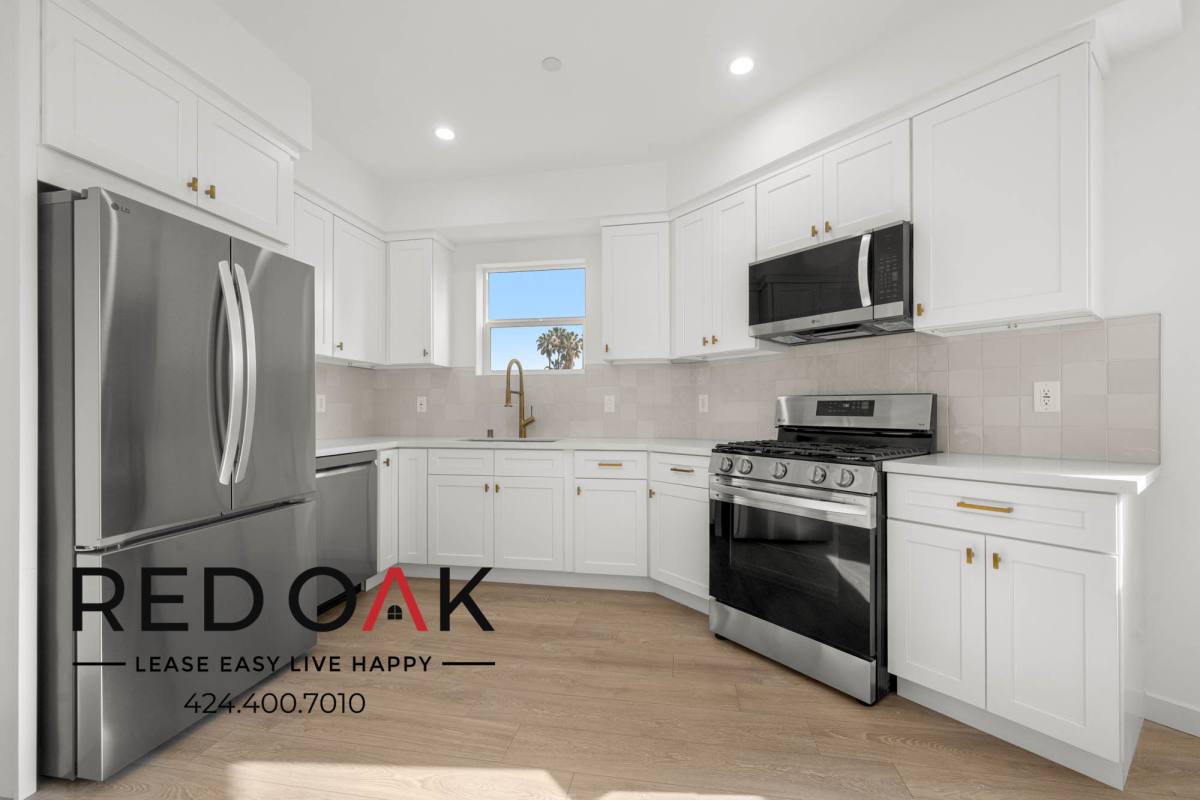 Condo for rent at 415 N La Fayette Park Place #415, Los Angeles, CA 90026