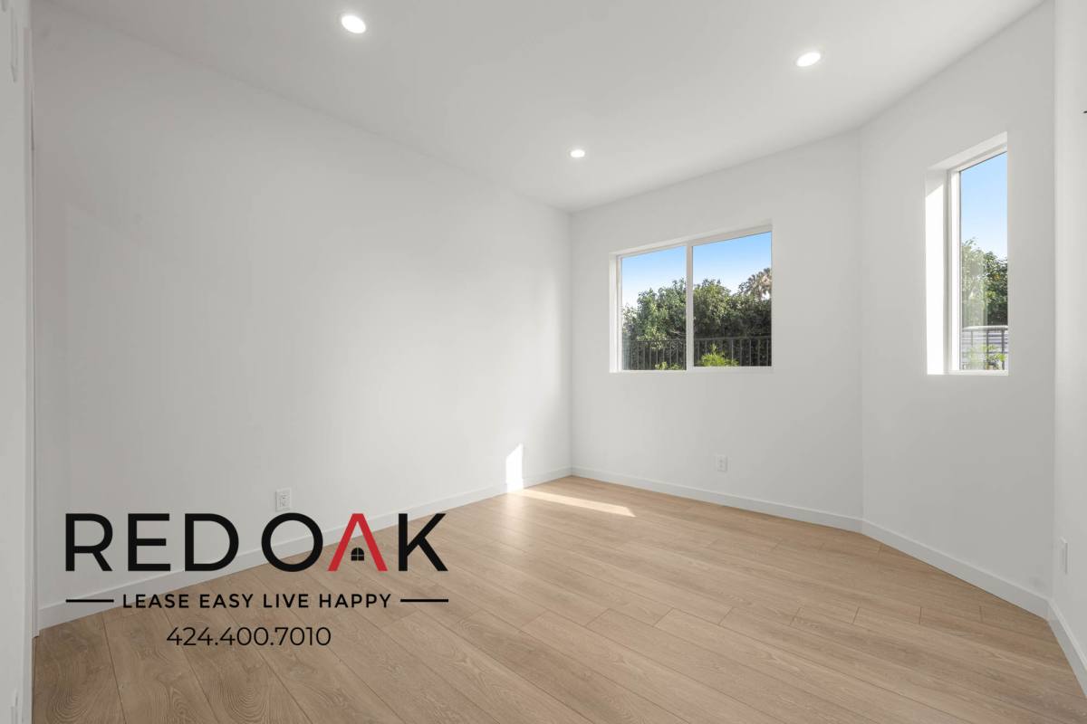 Condo for rent at 415 N La Fayette Park Place #415, Los Angeles, CA 90026