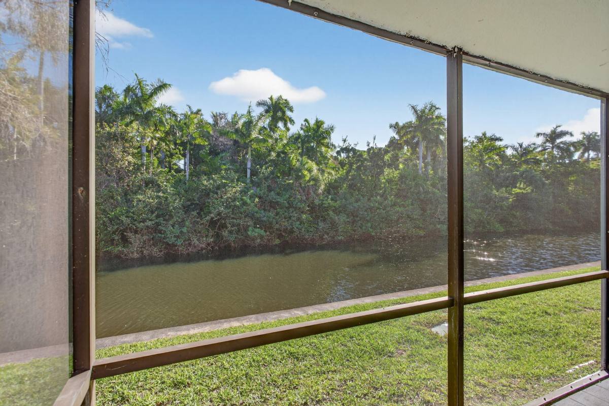 Condo for rent at 107 Royal Park Dr #1071E, Fort Lauderdale, FL 33309