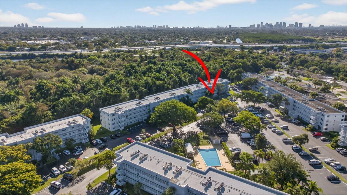 Condo for rent at 107 Royal Park Dr #1071E, Fort Lauderdale, FL 33309