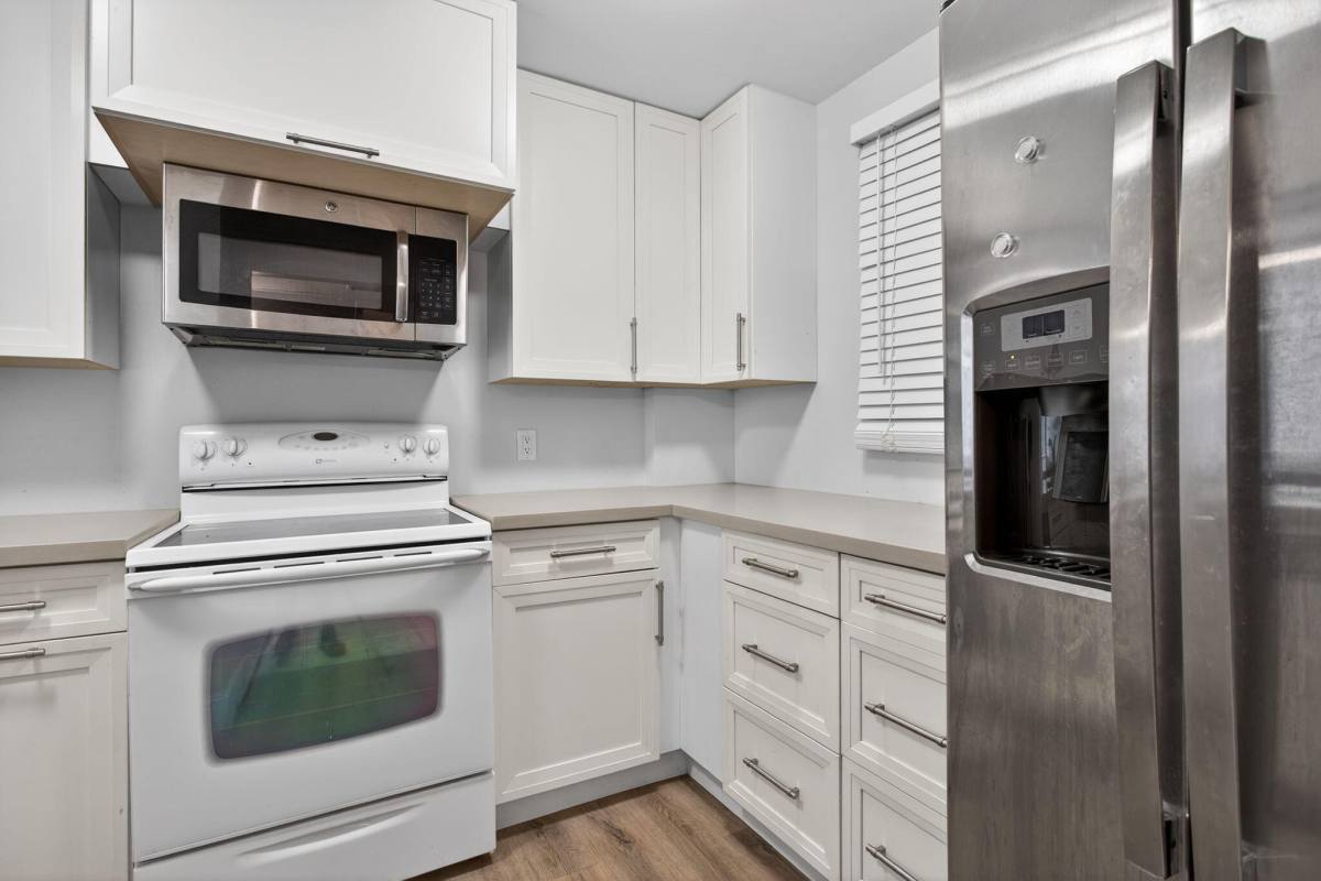 Condo for rent at 107 Royal Park Dr #1071E, Fort Lauderdale, FL 33309
