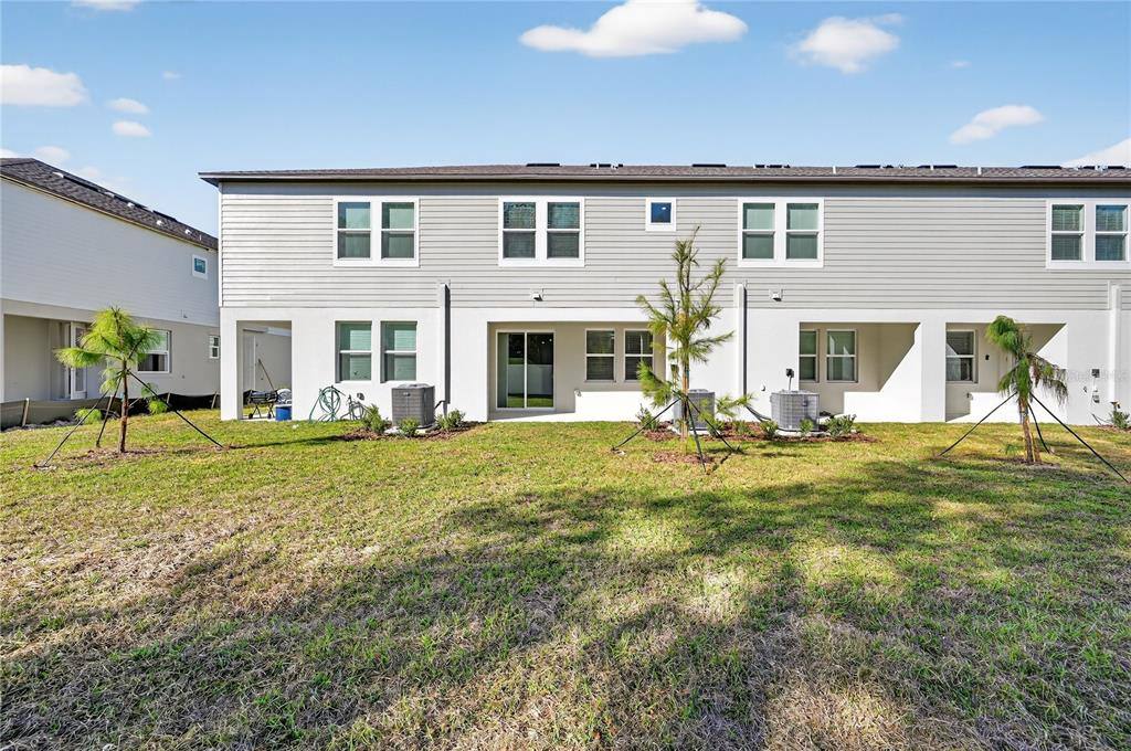 Townhouse for rent at 3346 Lapis Lake Dr, Zephyrhills, FL 33541