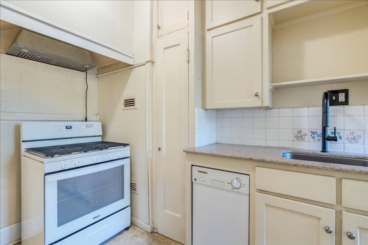 Apartment for rent at 1103 W 22nd St #C, Austin, TX 78705
