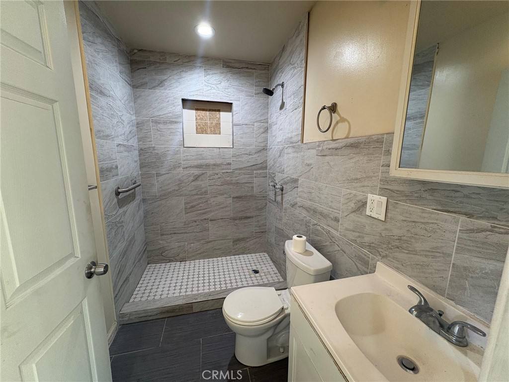Apartment for rent at 11615 1 2 185th St, Artesia, CA 90701