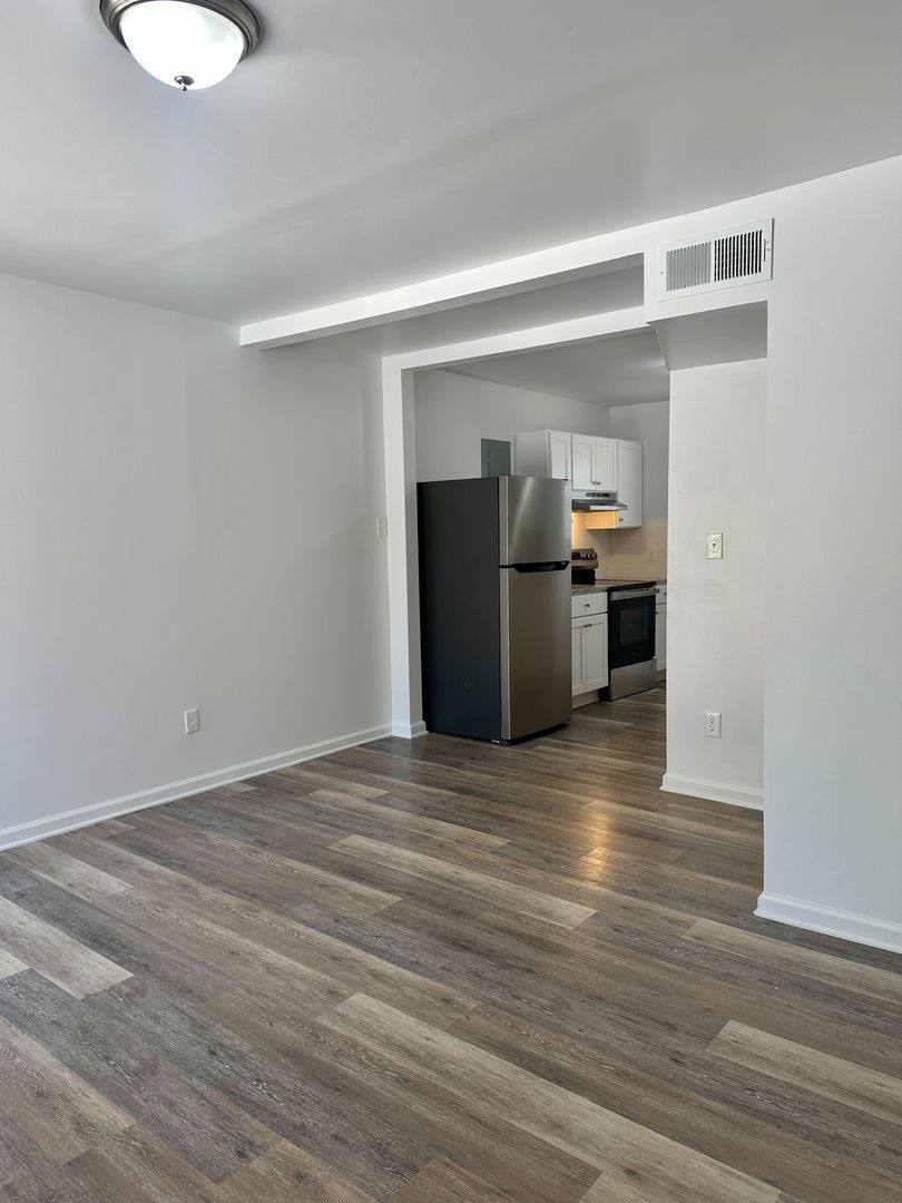Apartment for rent at 1911 19th Court N, Birmingham, AL 35234