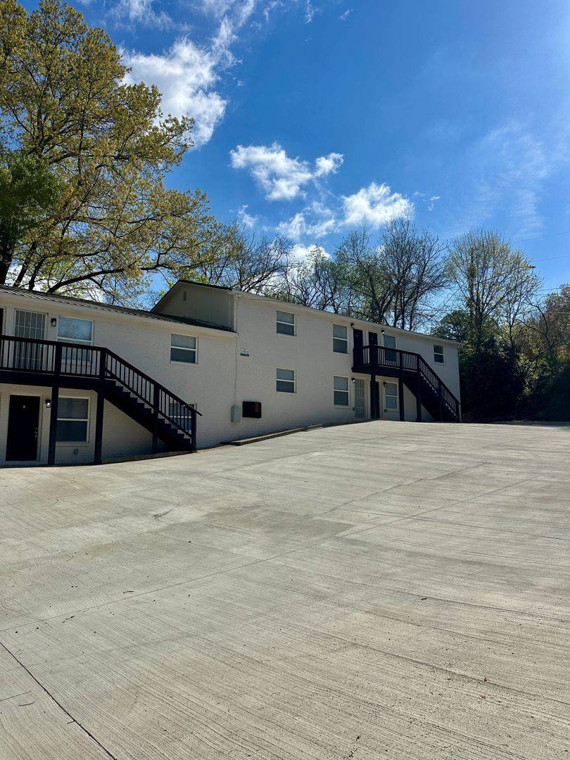 Apartment for rent at 1911 19th Court N, Birmingham, AL 35234