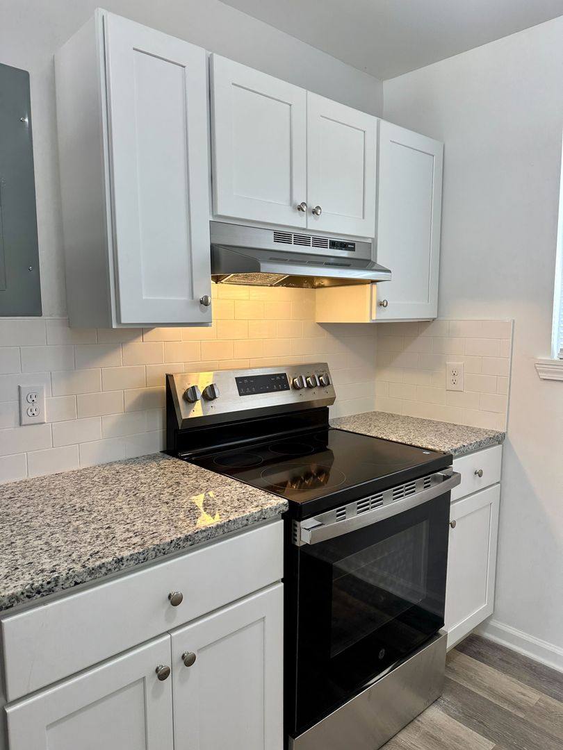 Apartment for rent at 1911 19th Court N, Birmingham, AL 35234