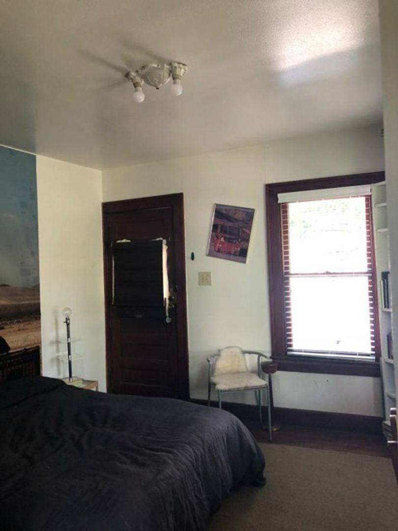 Apartment for rent at 906 W 22nd St, Austin, TX 78705