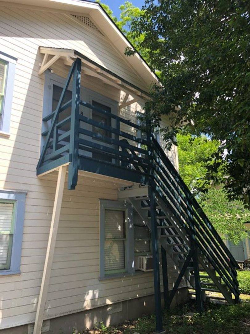 Apartment for rent at 906 W 22nd St, Austin, TX 78705
