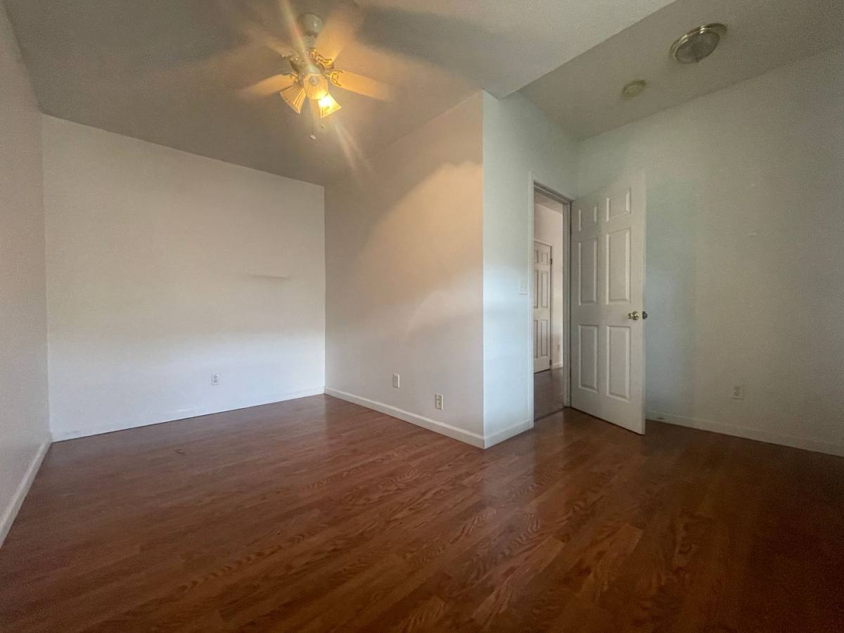 Apartment for rent at 321 E College, Carbondale, IL 62901