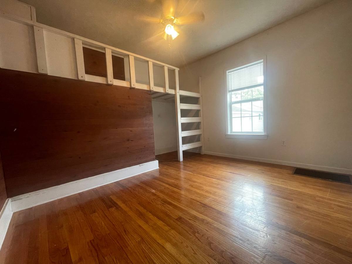 Apartment for rent at 321 E College, Carbondale, IL 62901