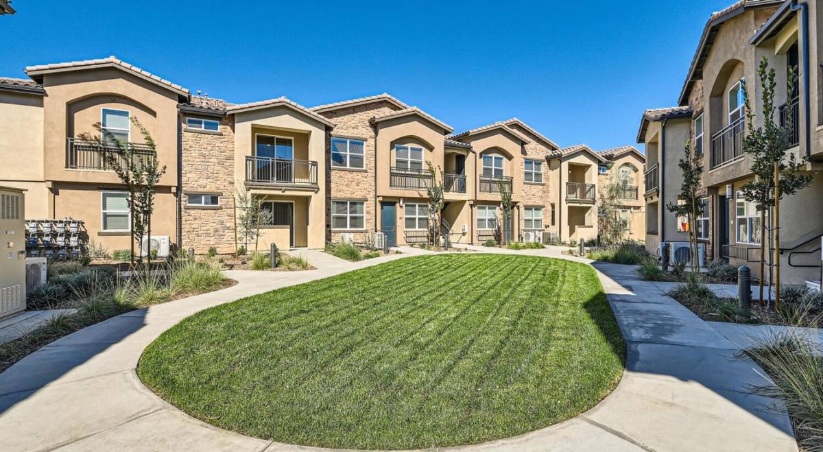 Apartment for rent at 4635 Mitchell Ave, Riverside, CA 92505