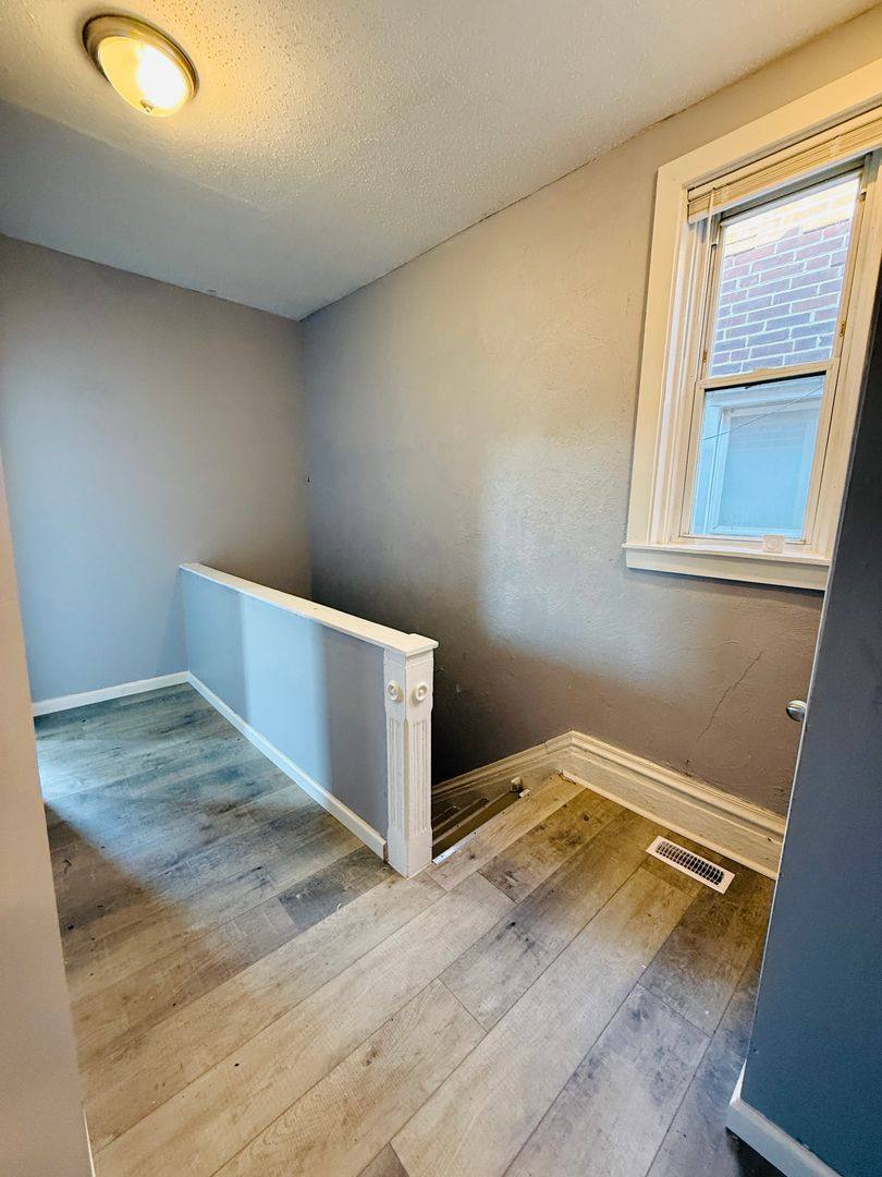 Apartment for rent at 5345 Wells Ave, Saint Louis, MO 63112