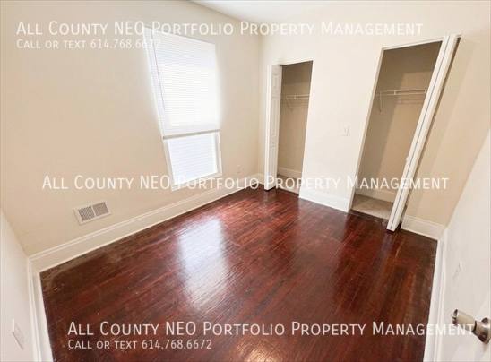 Apartment for rent at 908 Ellsworth Ave, Columbus, OH 43206