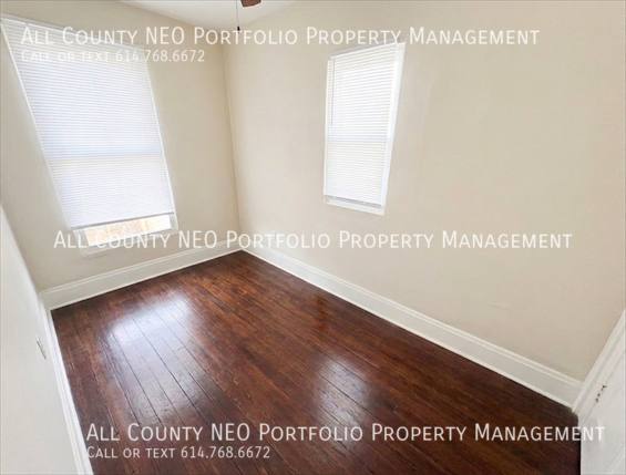 Apartment for rent at 908 Ellsworth Ave, Columbus, OH 43206