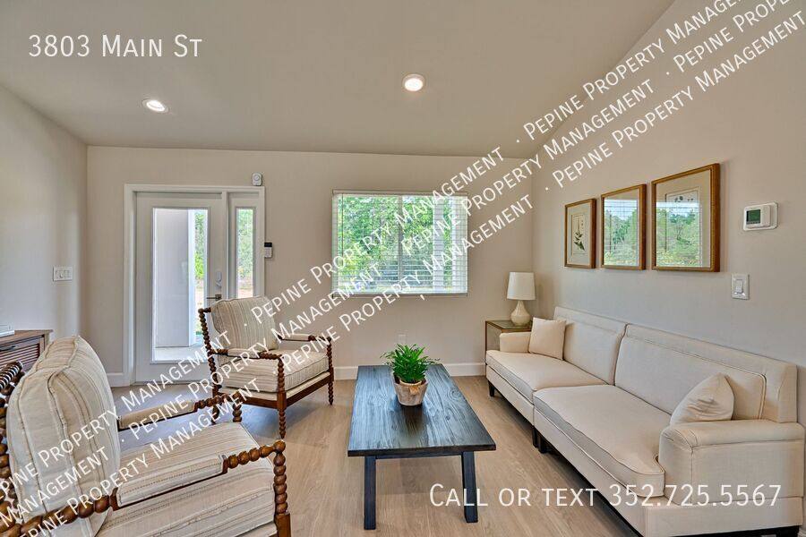 House for rent at 3803 Main St, Hawthorne, FL 32640