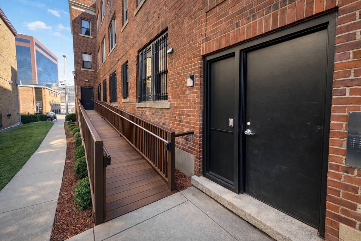 Apartment for rent at 167 Seymour St, Hartford, CT 06106