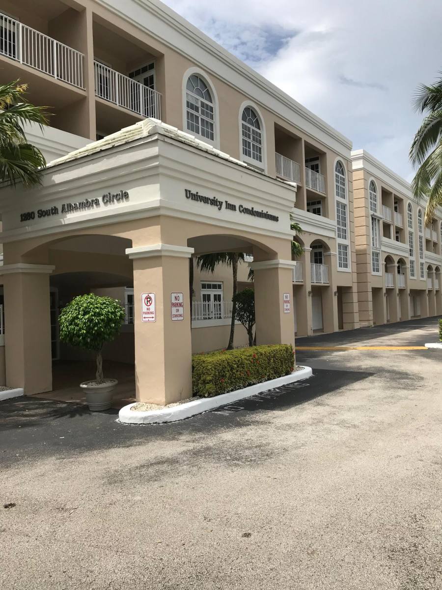 Apartment for rent at 1280 S Alhambra Circle #1221, Miami, FL 33146